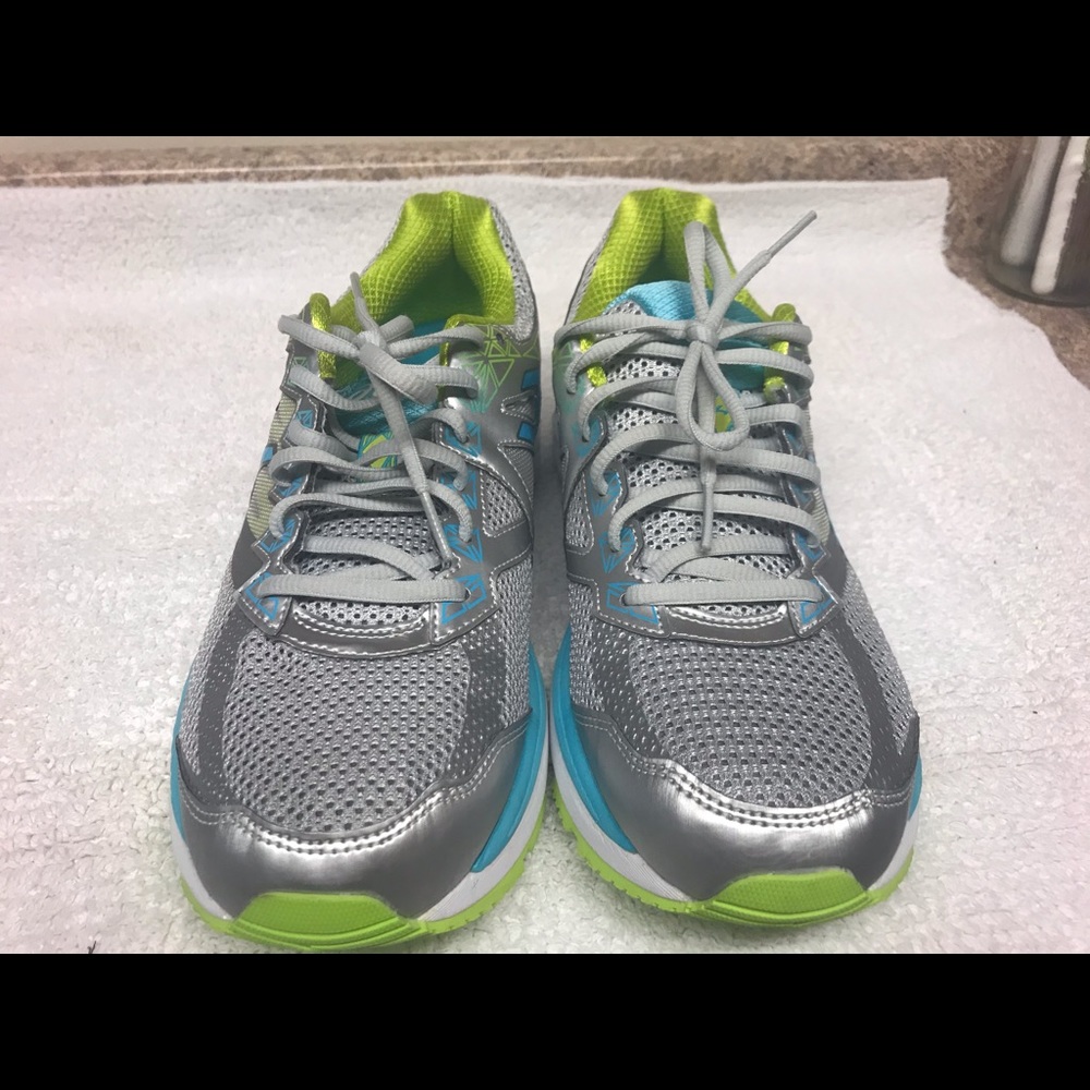 ASICS size 11 - Picture 4 of 4